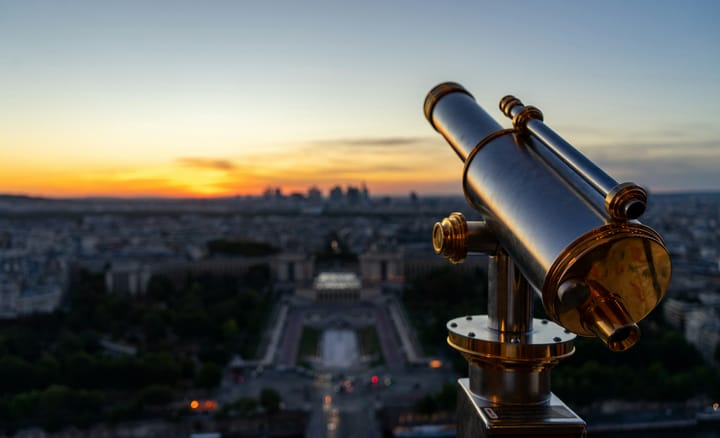 Zoom & Enhance: Dynamic Discovery Through Adaptive Focus